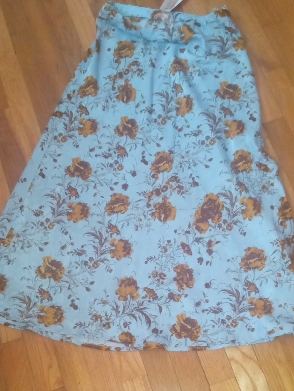 NWT Women small Maxi skirt Philosophy, blue flower print, silky